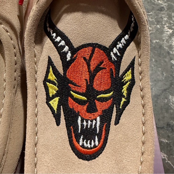 Clarks Stranger Things x Wallabee Evo 'Hellfire Club' - Picture 5 of 15